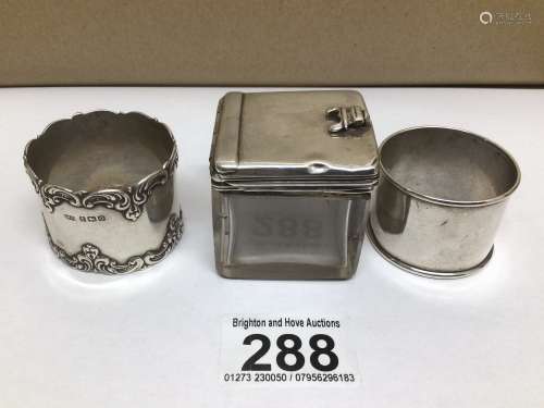 HALLMARKED SILVER TOPPED GLASS BOX WITH TWO HALLMARKED SILVER NAPKIN RINGS TOTAL WEIGHT 190 GRAMS
