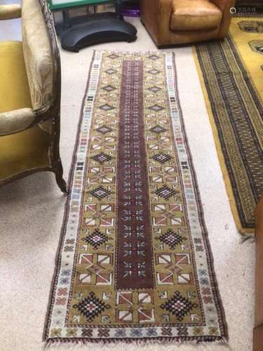 A KILIM RUNNER 266 X 78 CM