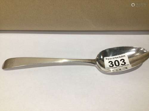 A GEORGE III IRISH SILVER TABLE SPOON 23CM BY JOHN SHIELS 72 GRAMS