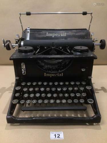 A BLACK TYPEWRITER BY THE IMPERIAL TYPEWRITER CO.LTD LEICESTER ENGLAND