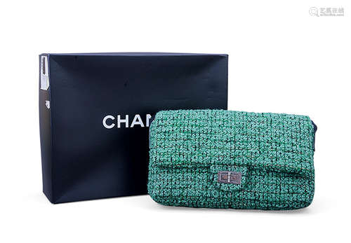 CHANEL 綠色絨布 皮革肩背袋