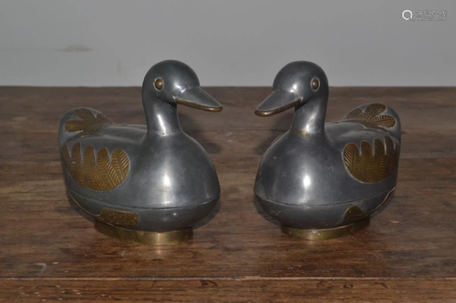 Pair of Chinees Pewter Duck Box