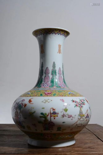 Chinese Famille Rose Porcelain Vase,Mark