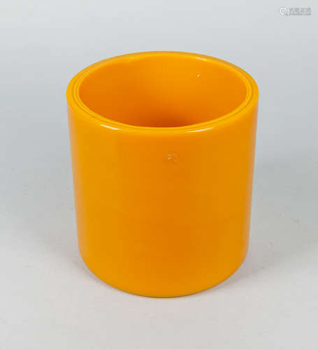 Chinese Emperor Type Yellow Peiking Glass Brush Pot