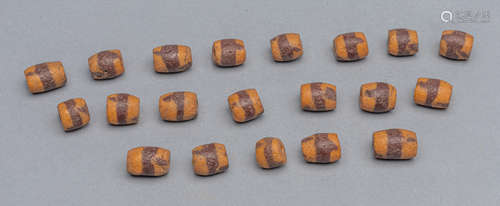 Set Ancient Roman Type Glass Trade Beads