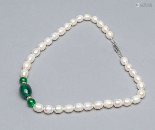 Designed Pearl and Jade Like Necklace