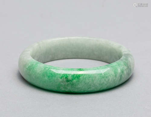 Chinese Jade Jadeite Bangle