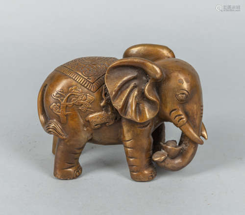 Chinese Export Bronze Elephant Sculpture