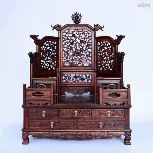 A ROSEWOOD DRESSING TABLE