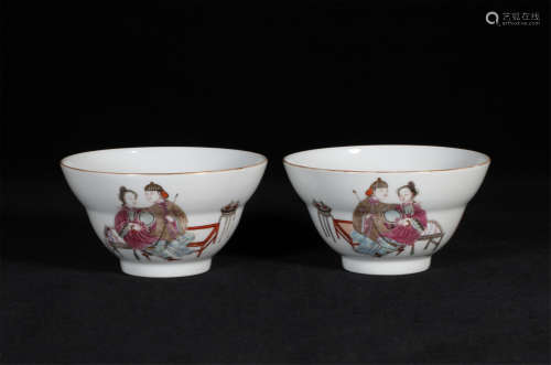 Pair Famille Rose Cups Xianfeng Style