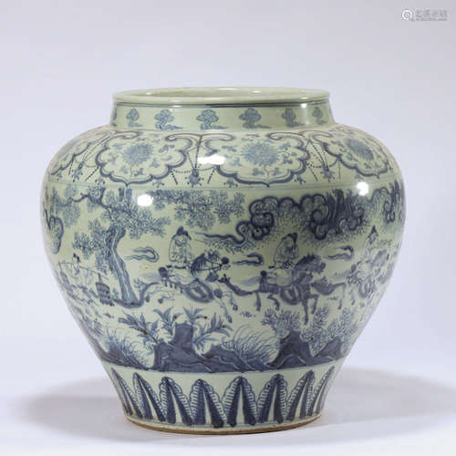 CHINESE BLUE WHITE PORCELAIN JAR