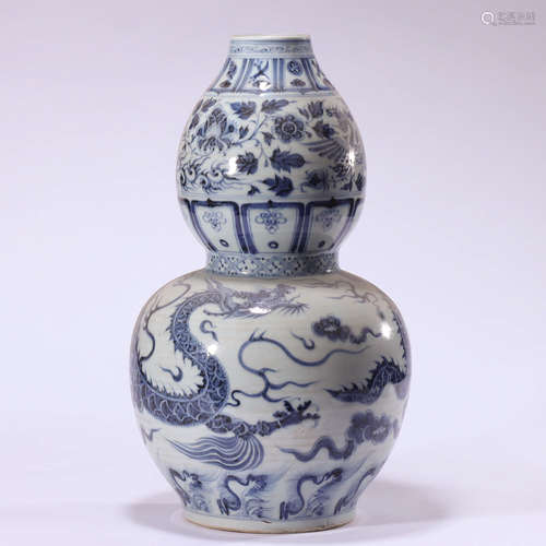 CHINESE BLUE WHITE DOUBLE GOURD VASE