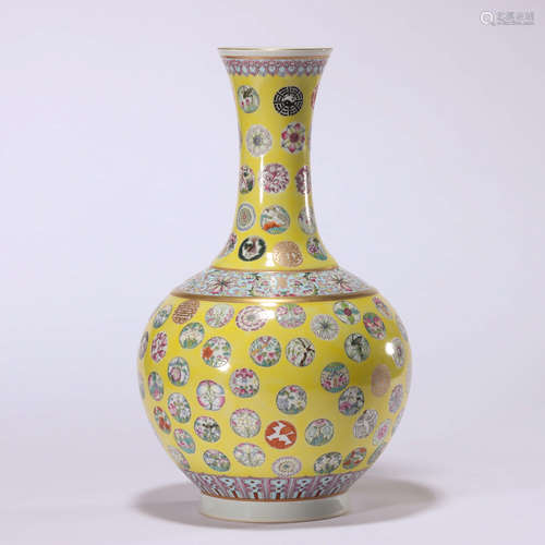 CHINESE FAMILLE ROSE PORCELAIN VASE MARKED