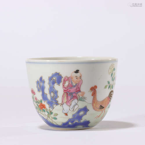 CHINESE DOUCAI PORCELAIN CUP MARKED