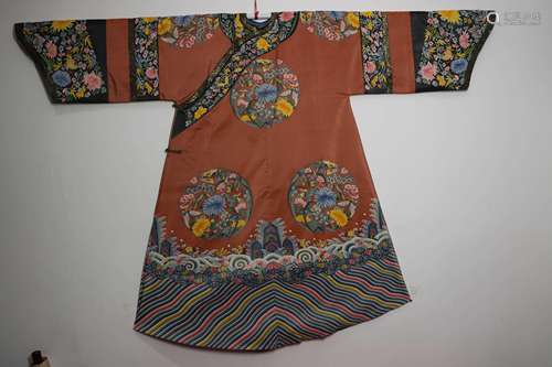 CHINESE QING DYNASTY LADY ROBE