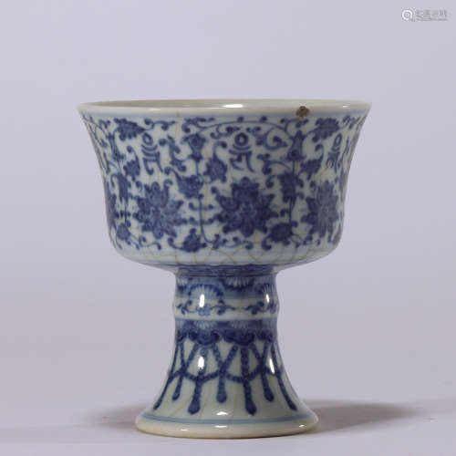 CHINESE BLUE WHITE PORCELAIN STEM CUP