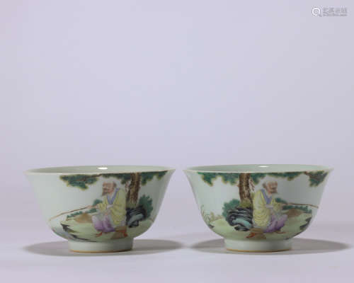 CHINESE FAMILLE ROSE PORCELAIN BOWLS PAIR