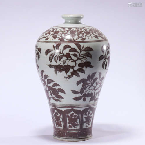 CHINESE IRON RED PORCELAIN VASE