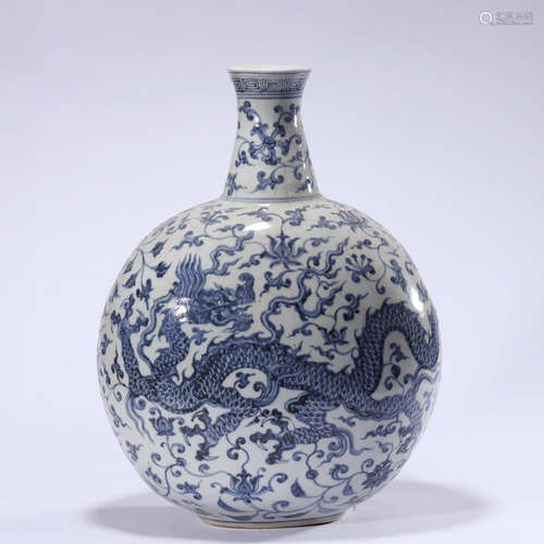 CHINESE BLUE WHITE DRAGON PORCELAIN VASE