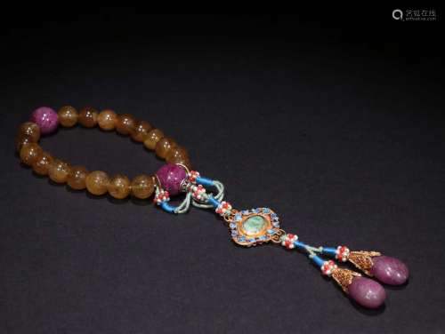 A Tourmaline 18-Bead Pendant