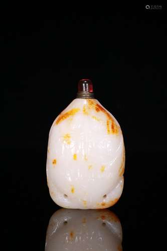 A Hetian Jade Snoof Bottle