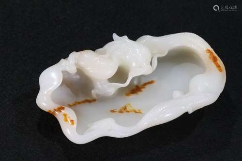 A Hetian Jade Dragon Carved Brush Washer