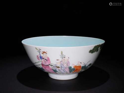 A Porcelain Famille Rose Story Painted Bowl