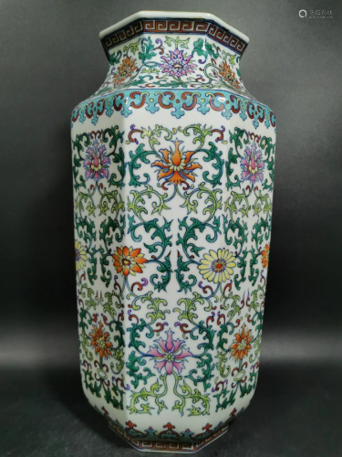 Qing Dynasty, Doucai Six Hexagonal Vase