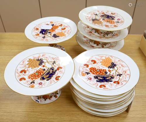 A Coalport Imari pattern part dessert service (17 pieces)CONDITION: One low comport glue re-attached