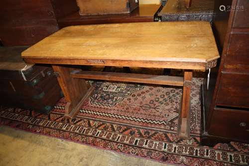 An Art Deco oak centre table, width 120cm, depth 60cm, height 68cm