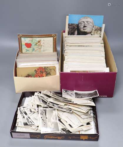 A quantity of postcards, early 20th century and later