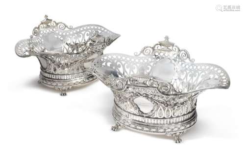 A Pair of American Silver Fruit Baskets, Gorham Manufacturing Co., Providence, RI, Early 20th Century