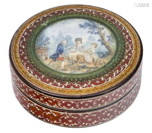 A Continental papier mâché and tortoiseshell snuff box, late 18th century, the lid with glass insert