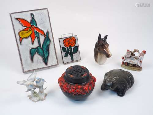 A selection of collectable ceramic wares of recent manufacture, to include a Royal Staffordshire