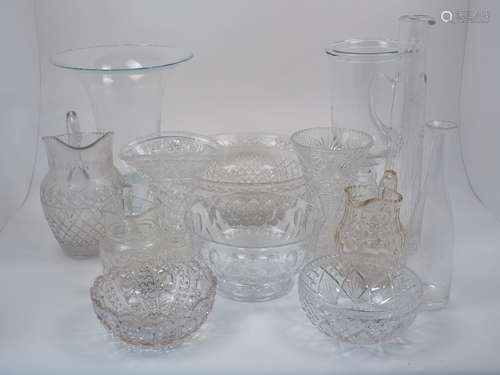 A group of modern glassware items, to include a tazza with flared rim of large proportions, with