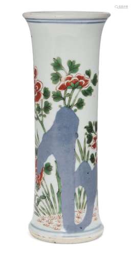 A Chinese porcelain wucai beaker vase, 17th century, painted with flowering peony blossoms emanating