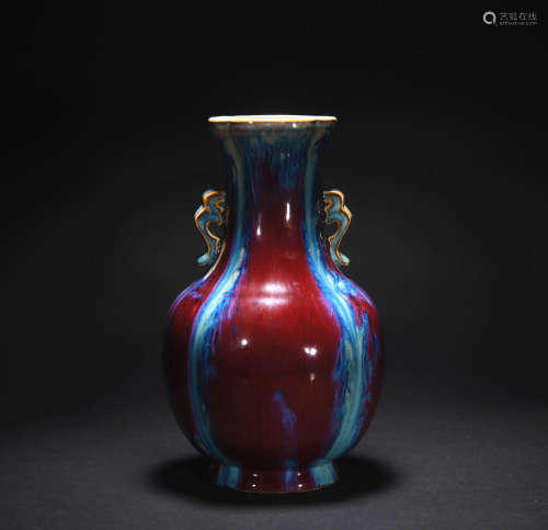 A transmutation glaze double ear vase