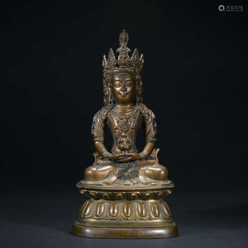 A gilt-bronze  statue of the Buddha of Immeasurable Life