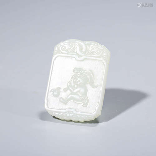 A CHINESE WHITE JADE CHILD PENDANT