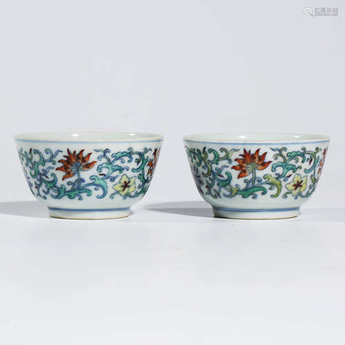 A PAIR OF CHINESE DOUCAI PORCELAIN INTERLOCK BRANCHES CUPS MARKED YONG ZHENG