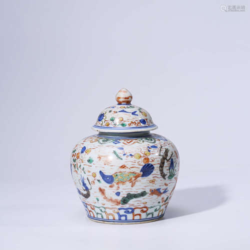 A CHINESE WUCAI PORCELAIN FISH JAR AND COVER MARKED JIA JING