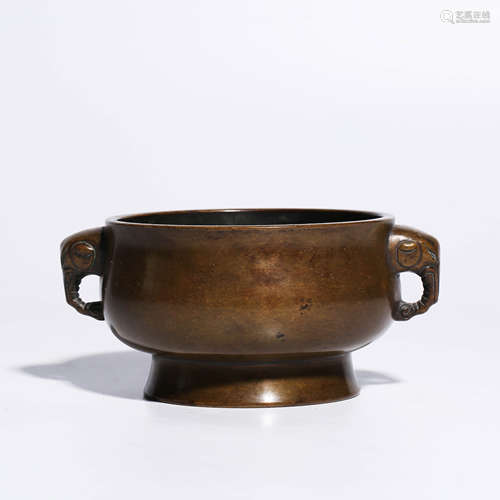 A CHINESE BRONZE CENSER