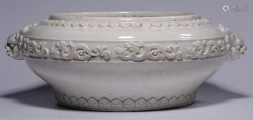 WHITE GLAZE DRAGON PATTERN BRUSH WASHER