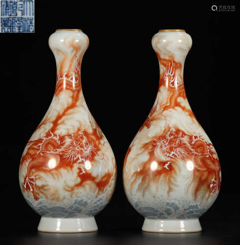 PAIR OF QIANLONG MARK ALUM RED VASES