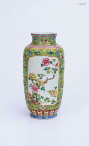 CHINESE FAMILLE ROSE PORCELAIN VASE, MARKED