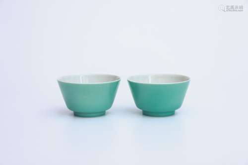 CHINESE TURQUOISE PORCELAIN CUPS, PAIR