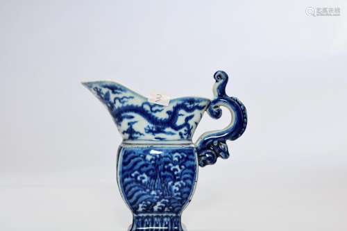 CHINESE BLUE WHITE PORCELAIN JUE CUP