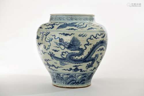 CHINESE BLUE WHITE DRAGON PORCELAIN JAR