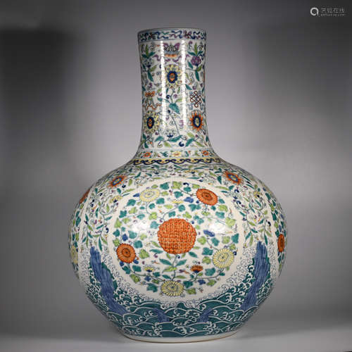 CHINESE DOUCAI PORCELAIN BOTTLE VASE, MARKED