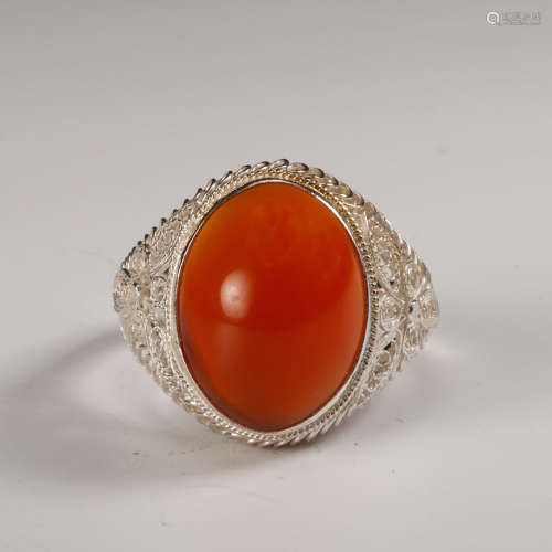 CHINESE AGATE RING